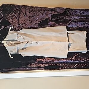 Dawn Joy Womens 2pc Suit Size 5/6 Color Light Gray EUC